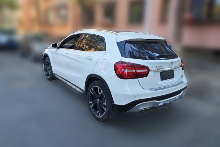 Used Mercedes-Benz GLA 2017 GLA 220 4MATIC Fashion Model Rear Left 45 Deg