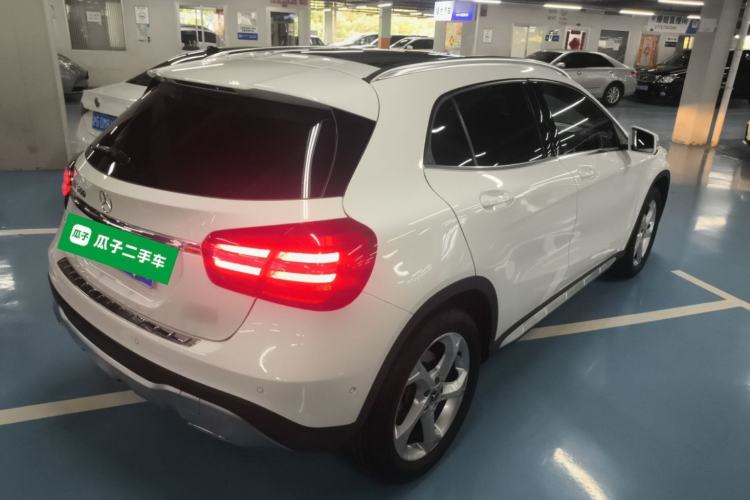 Used Mercedes-Benz GLA 2017 GLA 200 Sport Edition Rear Right 45 Deg