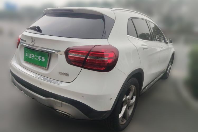 Used Mercedes-Benz GLA 2017 GLA 200 Sport Edition Rear Right 45 Deg