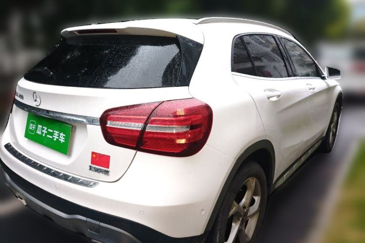 Used Mercedes-Benz GLA 2017 GLA 200 Sport Edition Rear Right 45 Deg