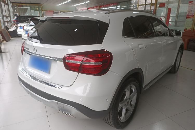 Used Mercedes-Benz GLA 2017 GLA 200 Sport Edition Rear Right 45 Deg