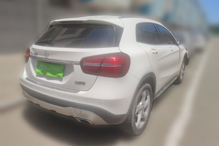 Used Mercedes-Benz GLA 2017 GLA 200 Sport Edition Rear Right 45 Deg