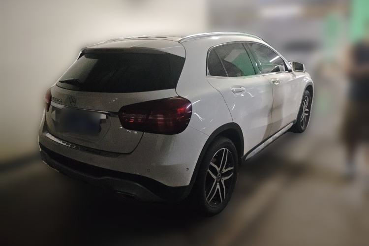 Used Mercedes-Benz GLA 2017 GLA 200 Fashion Model Rear Right 45 Deg