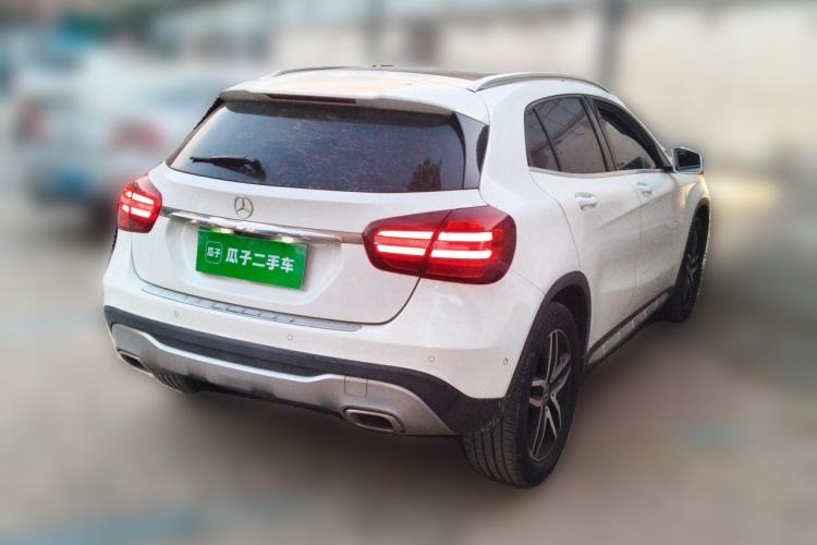 Used Mercedes-Benz GLA 2017 GLA 200 Fashion Model Rear Right 45 Deg