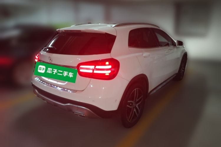 Used Mercedes-Benz GLA 2017 GLA 200 Fashion Model Rear Right 45 Deg