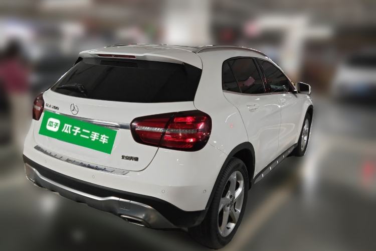 Used Mercedes-Benz GLA 2017 GLA 200 Sport Edition Rear Right 45 Deg
