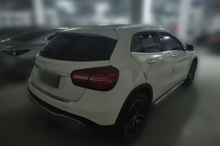 Used Mercedes-Benz GLA 2017 GLA 200 Fashion Model Rear Right 45 Deg