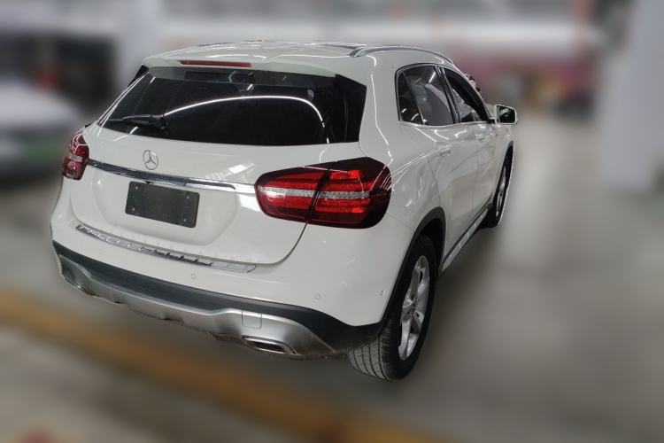 Used Mercedes-Benz GLA 2017 GLA 200 Sport Edition Rear Right 45 Deg