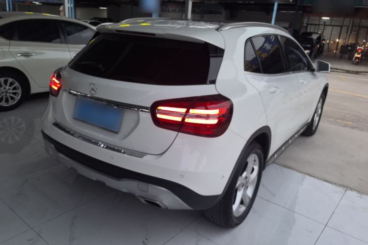 Used Mercedes-Benz GLA 2017 GLA 200 Sport Edition Rear Right 45 Deg