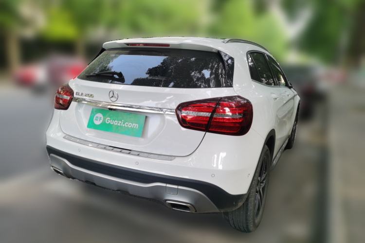 Used Mercedes-Benz GLA 2017 GLA 200 Fashion Model Rear Right 45 Deg