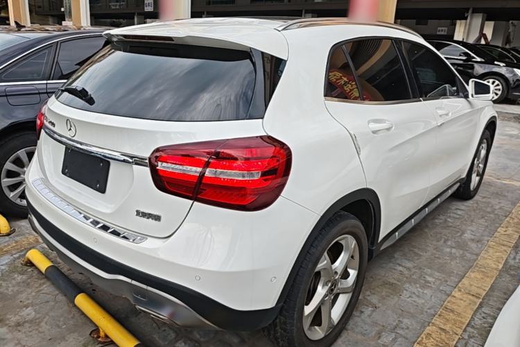 Used Mercedes-Benz GLA 2017 GLA 200 Sport Edition Rear Right 45 Deg
