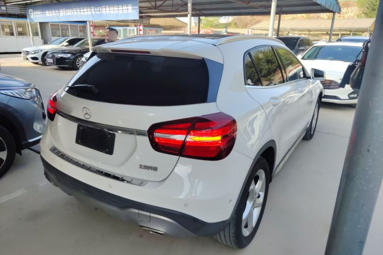Used Mercedes-Benz GLA 2017 GLA 200 Sport Edition Rear Right 45 Deg