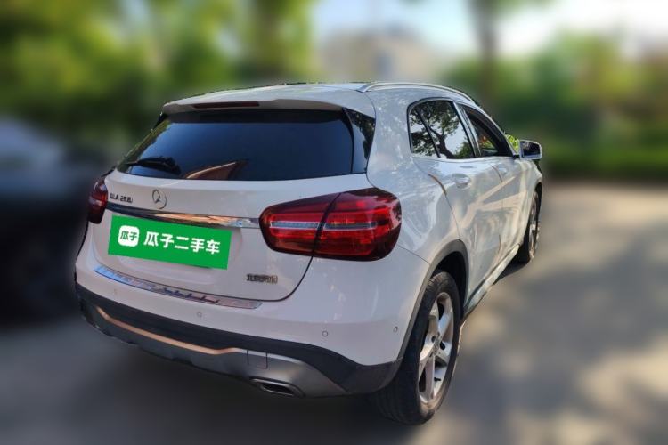 Used Mercedes-Benz GLA 2017 GLA 200 Sport Edition Rear Right 45 Deg