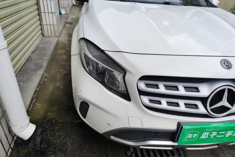 Used Mercedes-Benz GLA 2017 GLA 200 Sport Edition Right Front Headlight