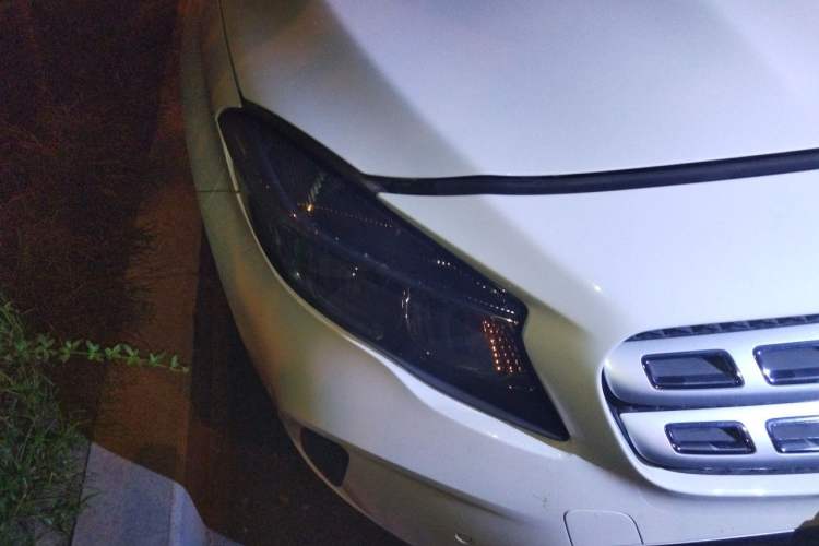 Used Mercedes-Benz GLA 2017 GLA 200 Sport Edition Right Front Headlight