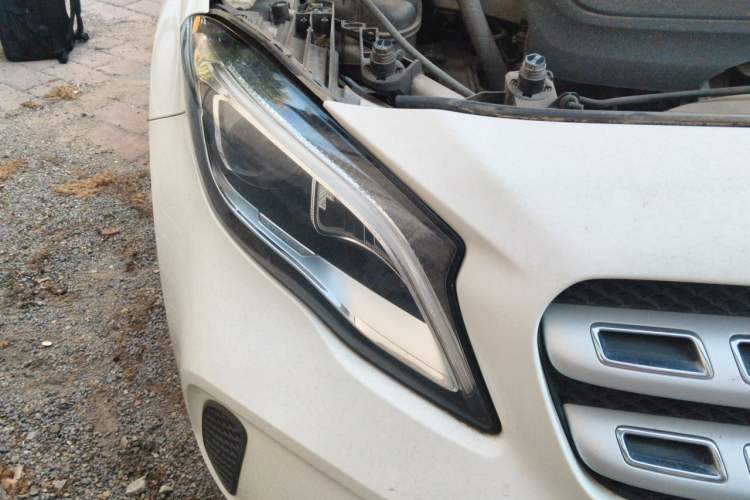 Used Mercedes-Benz GLA 2017 GLA 200 Fashion Model Right Front Headlight
