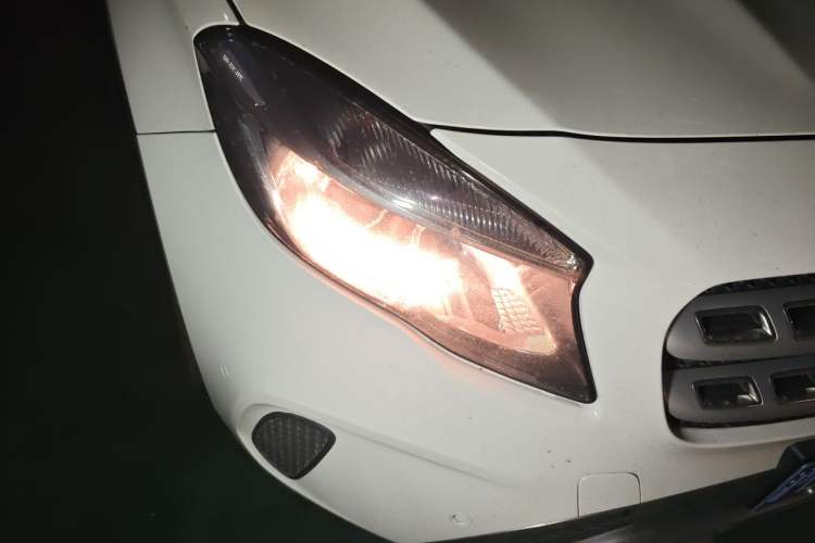 Used Mercedes-Benz GLA 2017 GLA 200 Sport Edition Right Front Headlight
