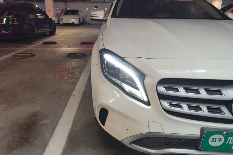 Used Mercedes-Benz GLA 2017 GLA 200 Fashion Model Right Front Headlight