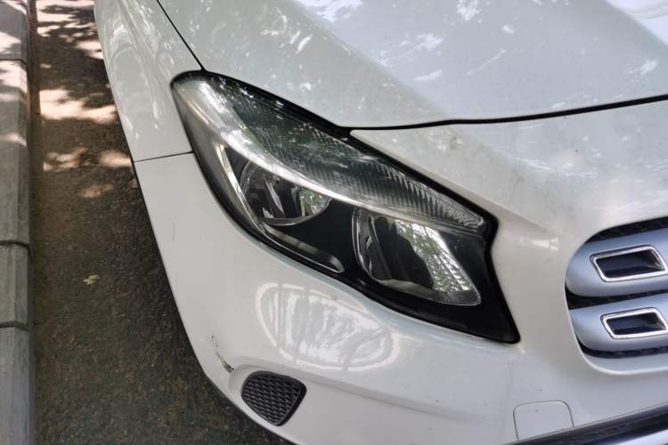 Used Mercedes-Benz GLA 2017 GLA 200 Sport Edition Right Front Headlight