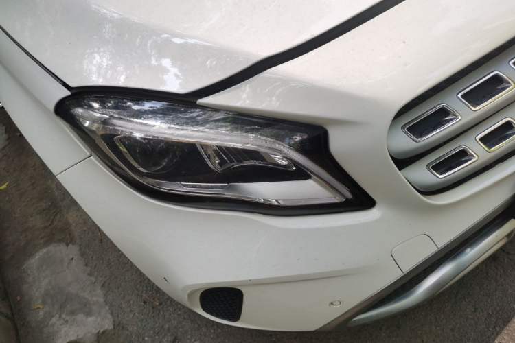 Used Mercedes-Benz GLA 2017 GLA 200 Fashion Model Right Front Headlight