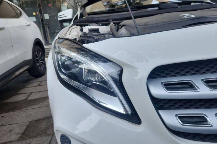 Used Mercedes-Benz GLA 2017 GLA 200 Fashion Model Right Front Headlight