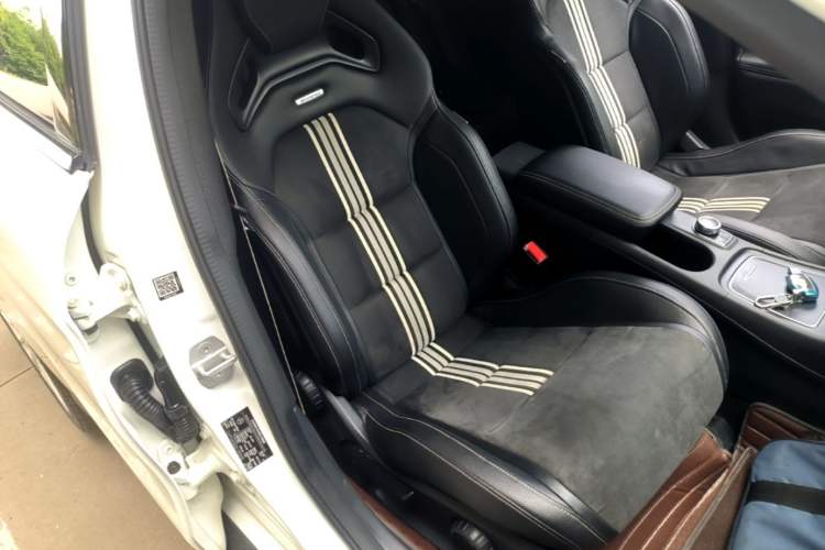 Used Mercedes-Benz GLA 2017 GLA 200 Fashion Model Right Front Seat