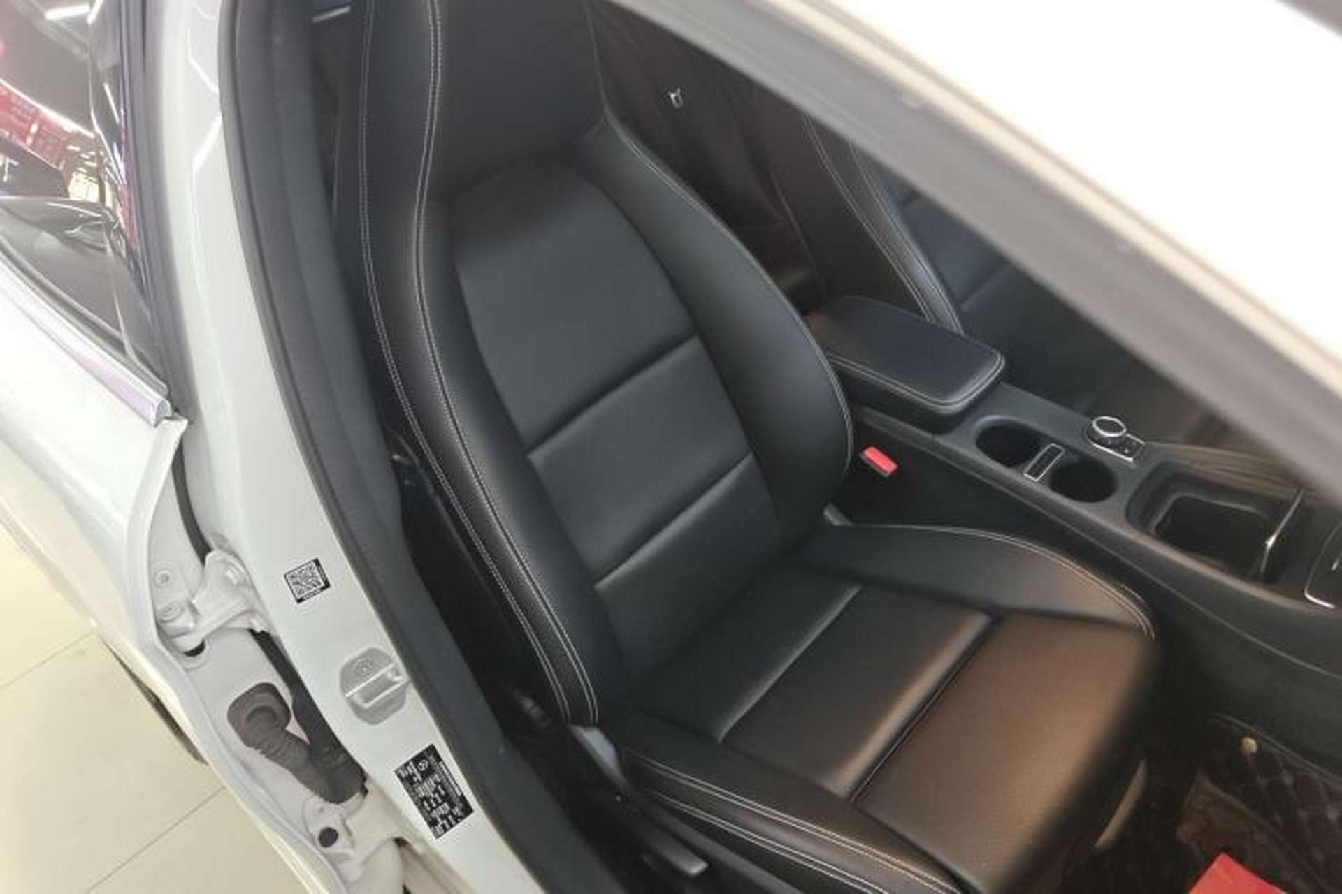 Used Mercedes-Benz GLA 2017 GLA 200 Fashion Model Right Front Seat