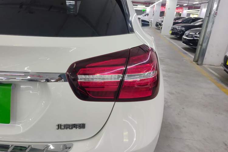 Used Mercedes-Benz GLA 2017 GLA 200 Sport Edition Right Rear Taillight