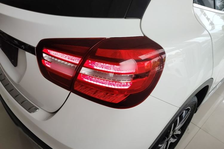 Used Mercedes-Benz GLA 2017 GLA 200 Fashion Model Right Rear Taillight