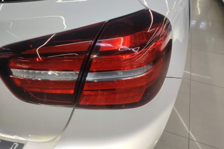 Used Mercedes-Benz GLA 2017 GLA 200 Fashion Model Right Rear Taillight