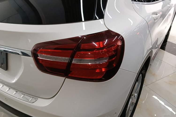 Used Mercedes-Benz GLA 2017 GLA 200 Sport Edition Right Rear Taillight