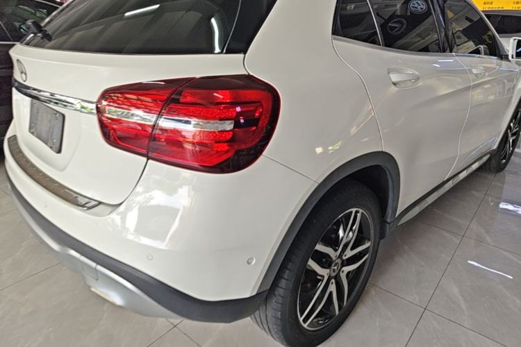 Used Mercedes-Benz GLA 2017 GLA 200 Fashion Model Right Rear Taillight