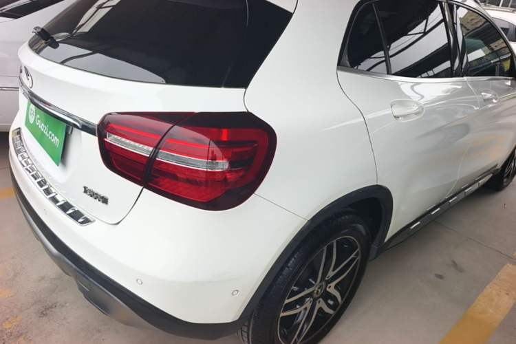 Used Mercedes-Benz GLA 2017 GLA 200 Fashion Model Right Rear Taillight