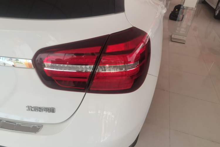 Used Mercedes-Benz GLA 2017 GLA 200 Fashion Model Right Rear Taillight