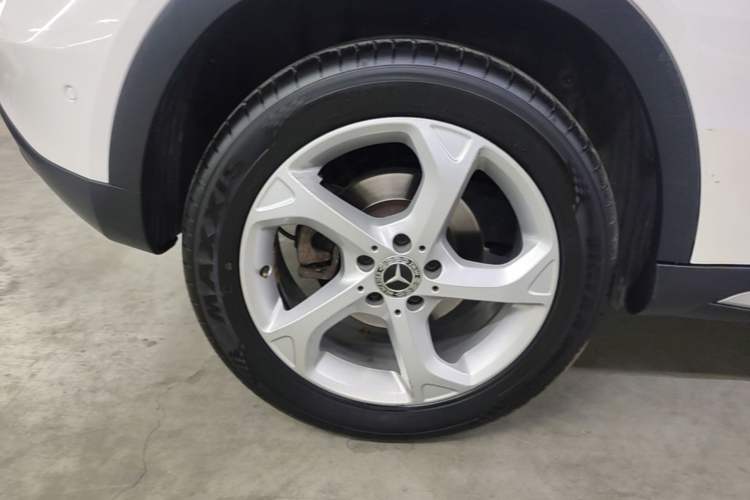Used Mercedes-Benz GLA 2017 GLA 200 Sport Edition Right Rear Wheel Hub