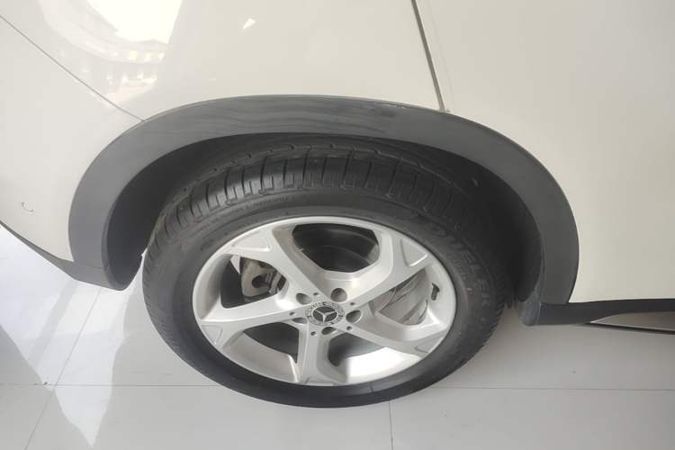 Used Mercedes-Benz GLA 2017 GLA 200 Sport Edition Right Rear Wheel Hub