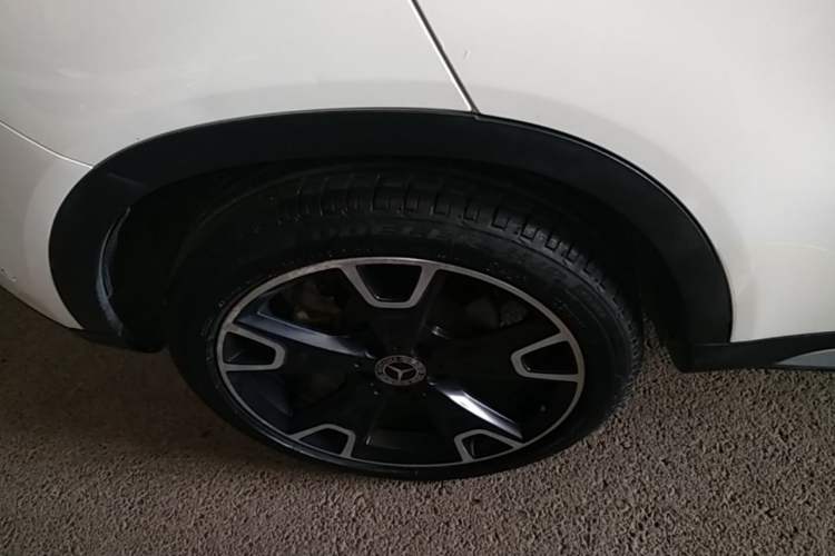 Used Mercedes-Benz GLA 2017 GLA 220 4MATIC Fashion Model Right Rear Wheel Hub