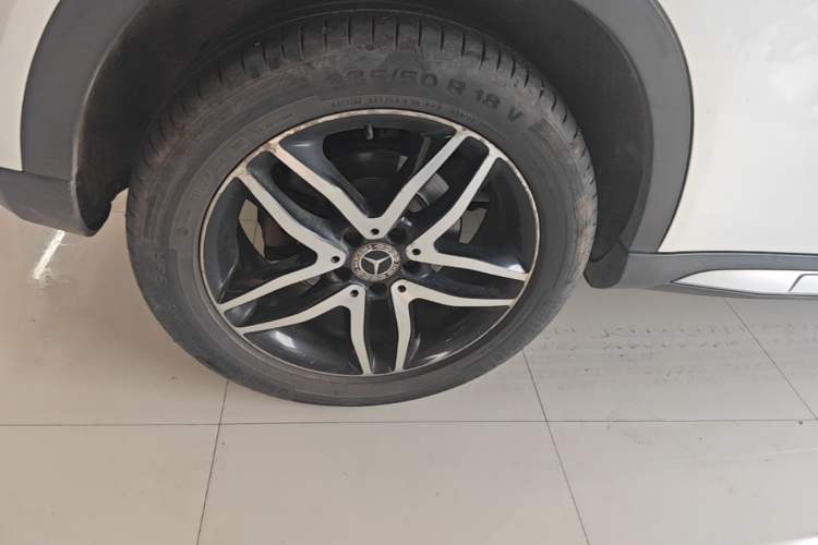 Used Mercedes-Benz GLA 2017 GLA 200 Fashion Model Right Rear Wheel Hub