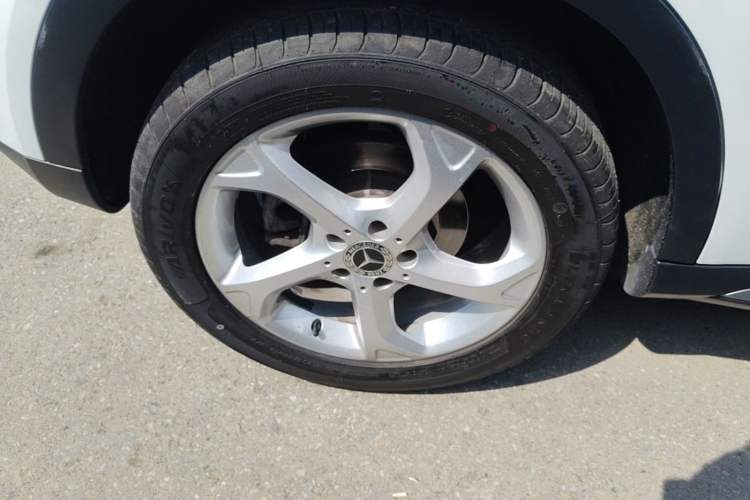 Used Mercedes-Benz GLA 2017 GLA 200 Sport Edition Right Rear Wheel Hub