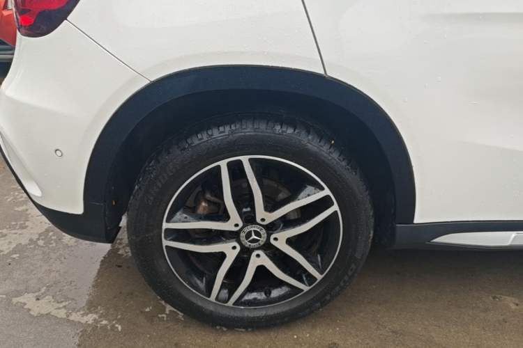Used Mercedes-Benz GLA 2017 GLA 200 Fashion Model Right Rear Wheel Hub