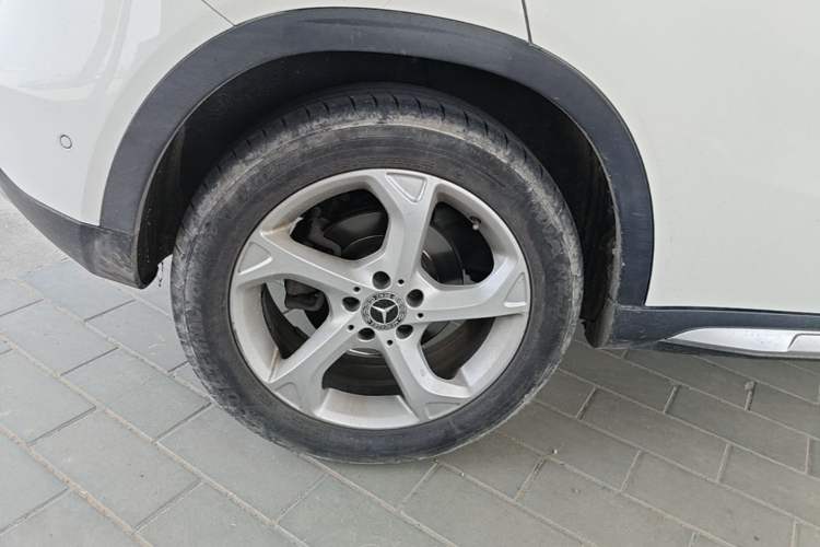 Used Mercedes-Benz GLA 2017 GLA 200 Sport Edition Right Rear Wheel Hub