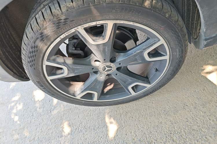 Used Mercedes-Benz GLA 2017 GLA 220 4MATIC Fashion Model Right Rear Wheel Hub