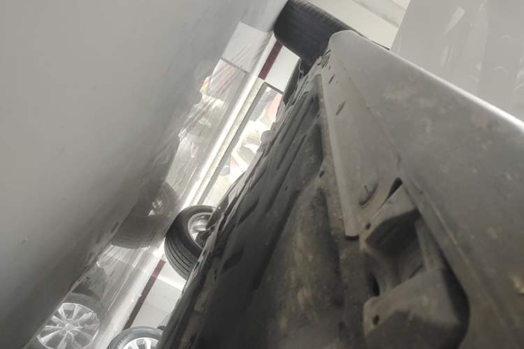 Used Mercedes-Benz GLA 2017 GLA 200 Sport Edition Right Side Sill