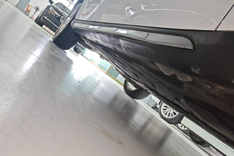 Used Mercedes-Benz GLA 2017 GLA 200 Sport Edition Right Side Sill