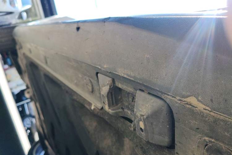 Used Mercedes-Benz GLA 2017 GLA 200 Sport Edition Right Side Sill