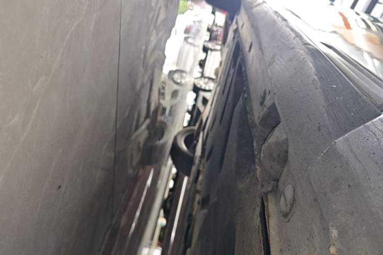 Used Mercedes-Benz GLA 2017 GLA 200 Fashion Model Right Side Sill