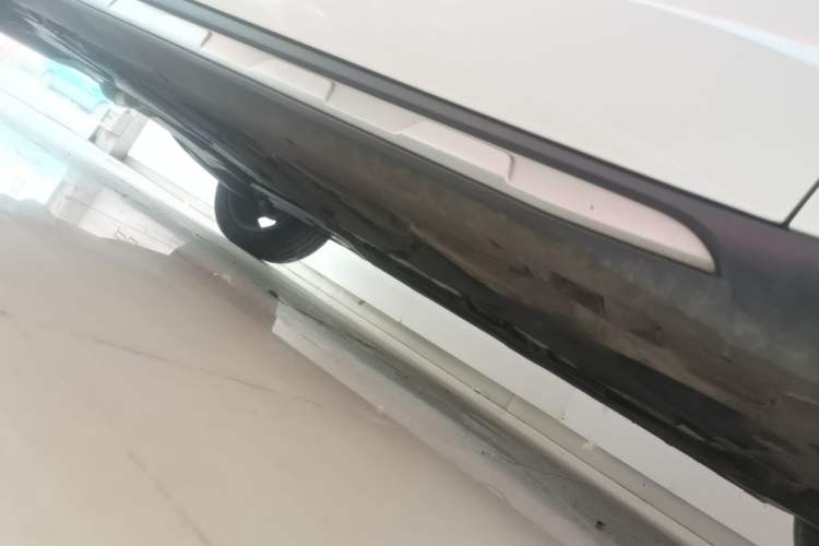 Used Mercedes-Benz GLA 2017 GLA 200 Fashion Model Right Side Sill