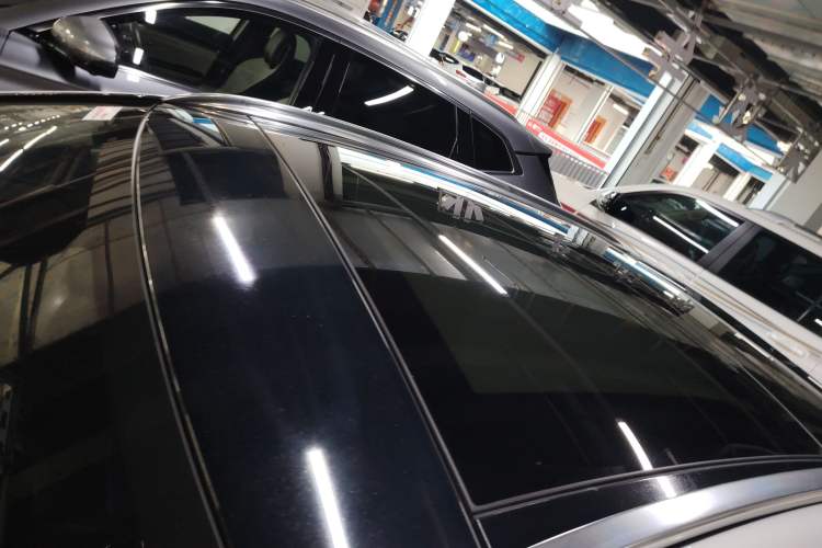 Used Mercedes-Benz GLA 2017 GLA 220 4MATIC Fashion Model Roof