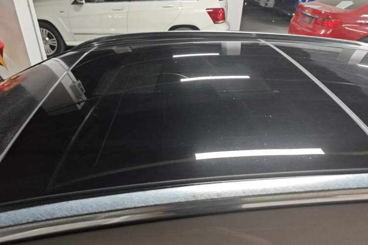 Used Mercedes-Benz GLA 2017 GLA 200 Fashion Model Roof