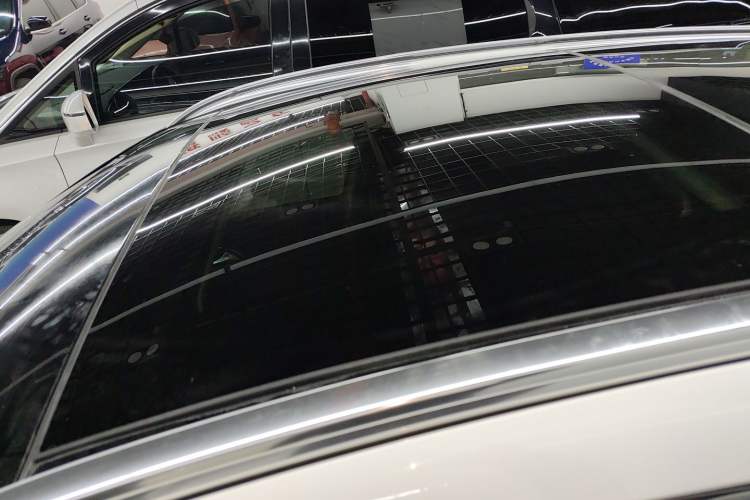 Used Mercedes-Benz GLA 2017 GLA 200 Fashion Model Roof